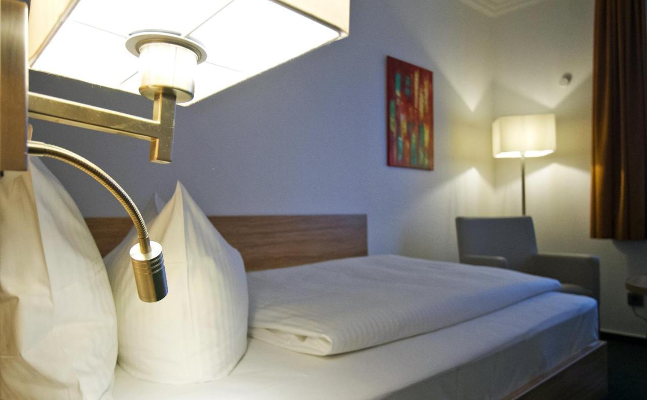 Hotel Schaper Целле Екстер'єр фото