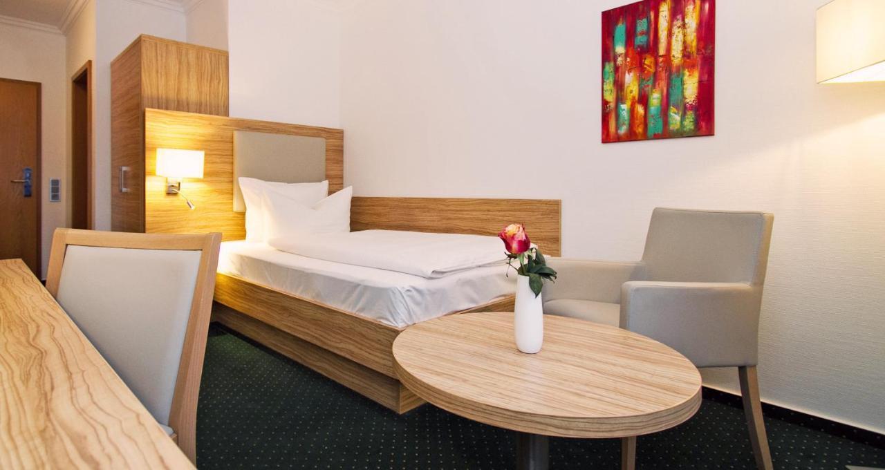 Hotel Schaper Целле Екстер'єр фото